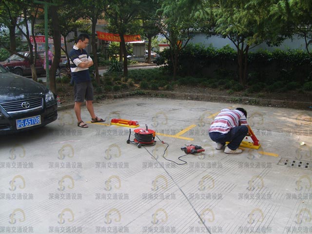 �����Ϻõ��ֶ���λ��_���ϳ�λ��