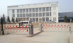 ����ʶ��ͣ�����շ�ϵͳ