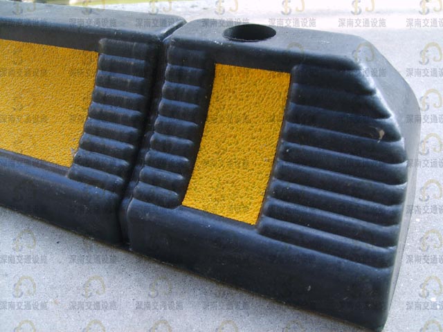 �𽺳��ֶ�λ��_�����賵��